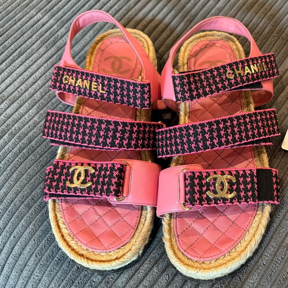 CHANEL Pink Tweed Dad Sandals Rare Colorway Size 38 in ORIGINAL BOX - Picture 2 of 11